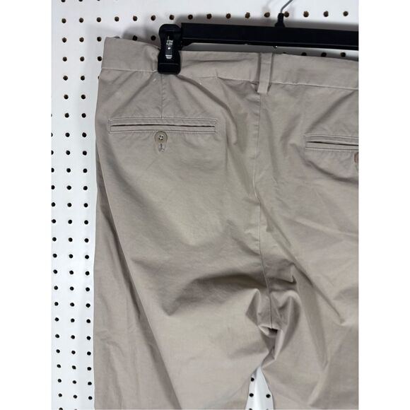 Vineyard Vines on the go performance khaki pants size 36x30 - Picture 7 of 11